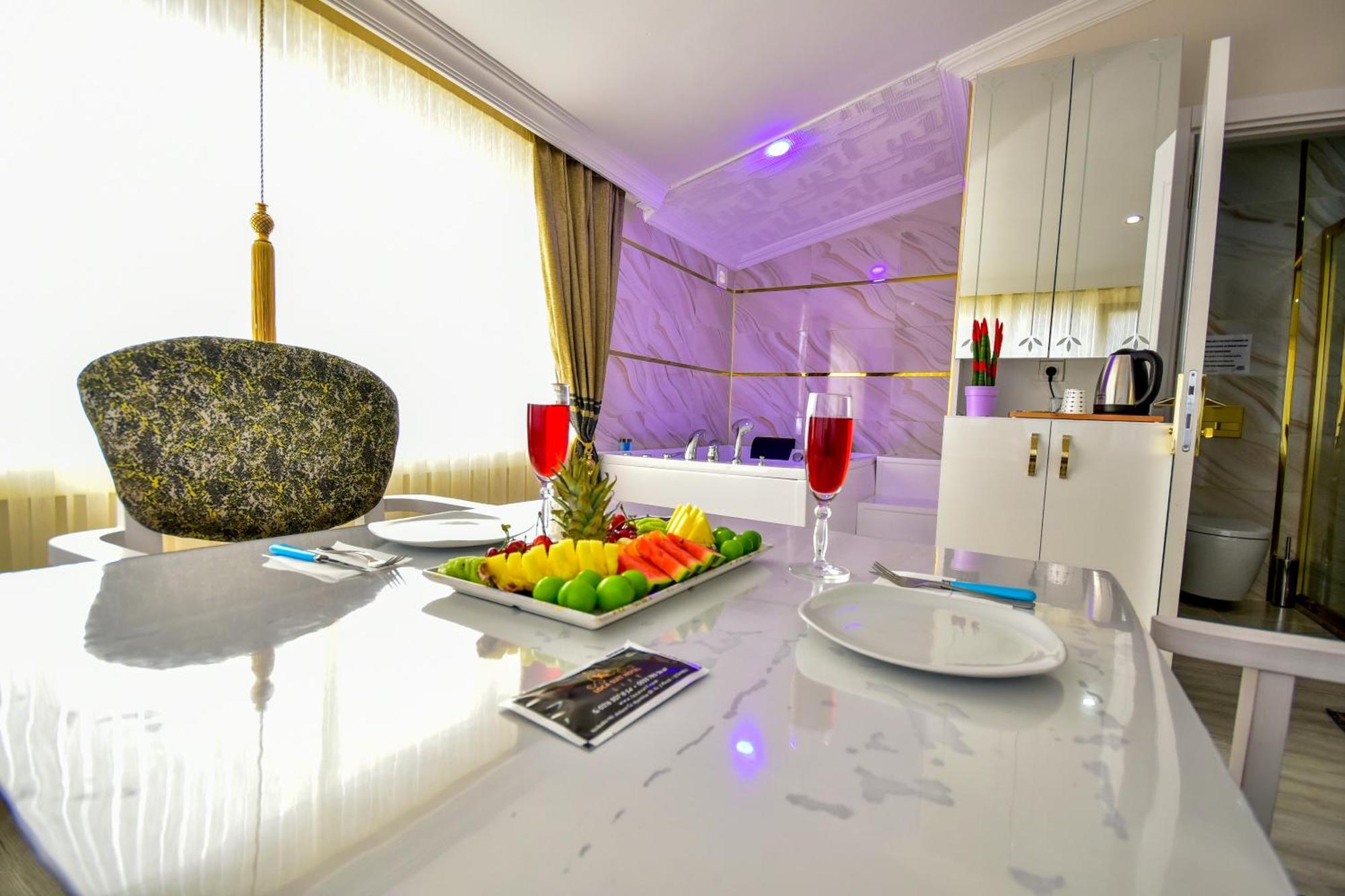 Loca Suit Life Airport Hotel Стамбул Екстер'єр фото